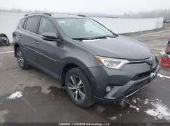 2T3WFREV4JW512231 2018 TOYOTA RAV 4
