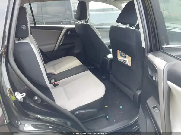 2T3WFREV5GW299475 2016 TOYOTA RAV 4 - Image 8