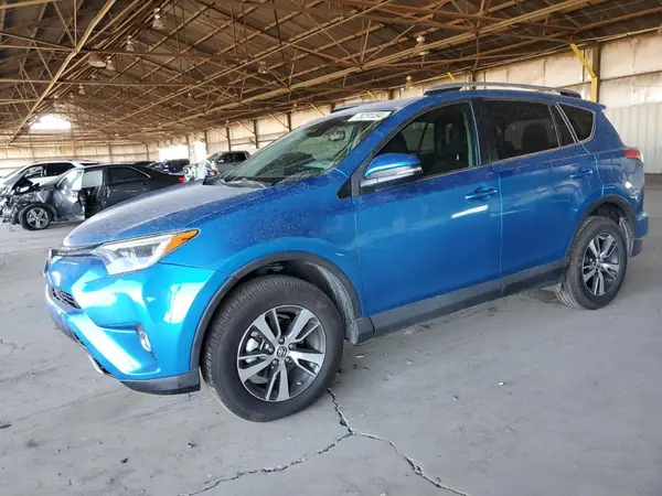 2T3WFREV5HW385693 2017 TOYOTA RAV 4 - Image 1