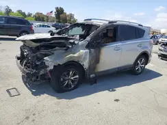 2T3WFREV5HW396144 2017 TOYOTA RAV 4