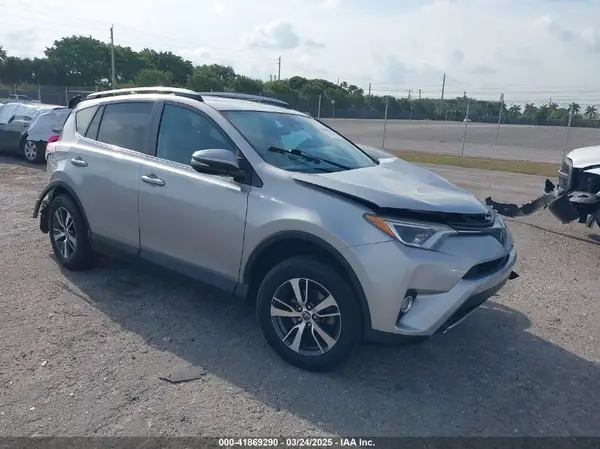 2T3WFREV5JW407424 2018 TOYOTA RAV 4 - Image 1