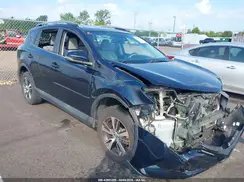 2T3WFREV5JW417483 2018 TOYOTA RAV 4