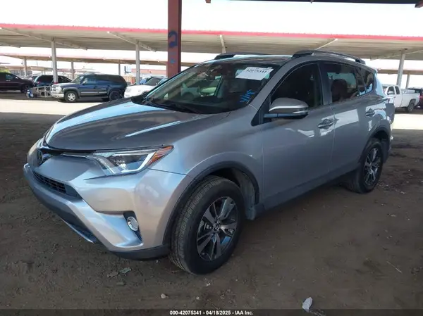 2T3WFREV5JW426314 2018 TOYOTA RAV 4 - Image 2