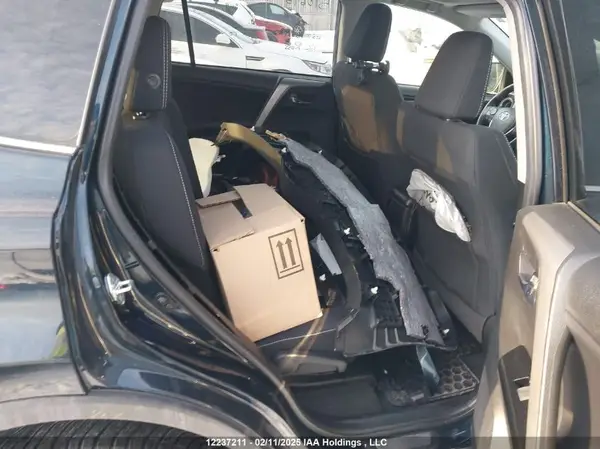 2T3WFREV5JW430587 2018 TOYOTA RAV 4 - Image 8