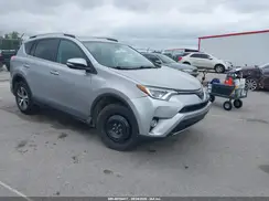 2T3WFREV5JW463671 2018 TOYOTA RAV 4