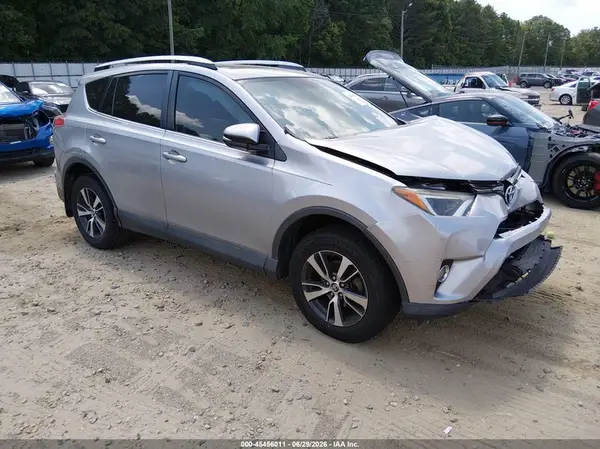2T3WFREV6GW246915 2016 TOYOTA RAV 4 - Image 1
