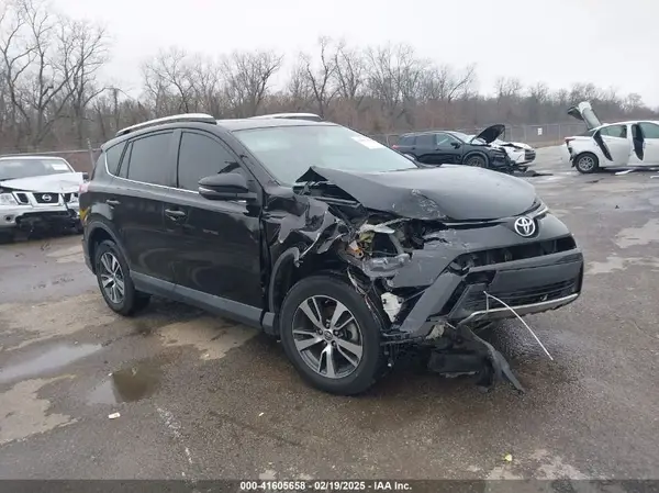 2T3WFREV6GW276321 2016 TOYOTA RAV 4 - Image 1