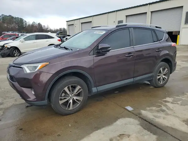 2T3WFREV6HW329424 2017 TOYOTA RAV 4 - Image 1