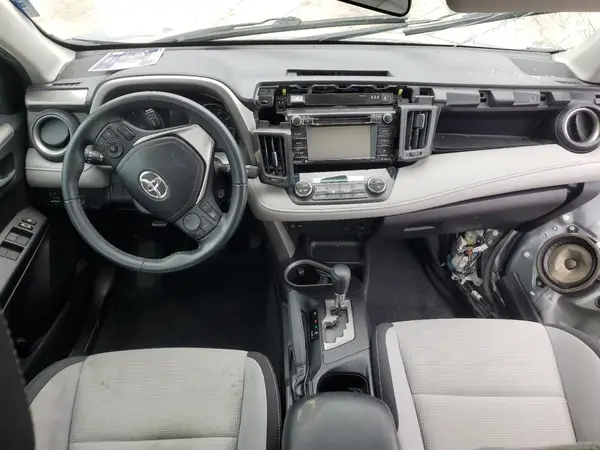 2T3WFREV6HW398923 2017 TOYOTA RAV 4 - Image 8