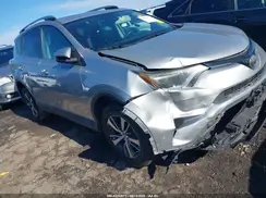 2T3WFREV6JW442859 2018 TOYOTA RAV 4