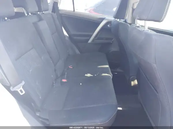 2T3WFREV6JW442859 2018 TOYOTA RAV 4 - Image 8