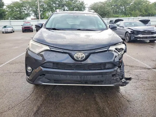 2018 TOYOTA RAV 4 COPART lot 64374196 auction photo 5