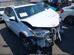 2T3WFREV6JW455028 2018 TOYOTA RAV 4