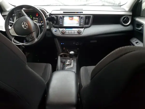 2T3WFREV6JW518435 2018 TOYOTA RAV 4 - Image 8