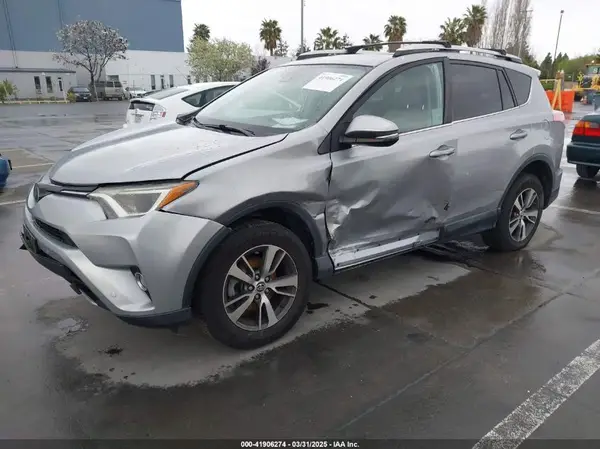 2T3WFREV7GW251931 2016 TOYOTA RAV 4 - Image 2