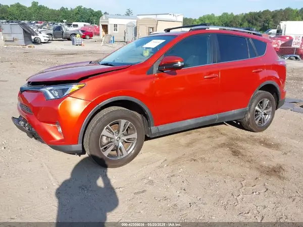 2T3WFREV7GW255090 2016 TOYOTA RAV 4 - Image 2