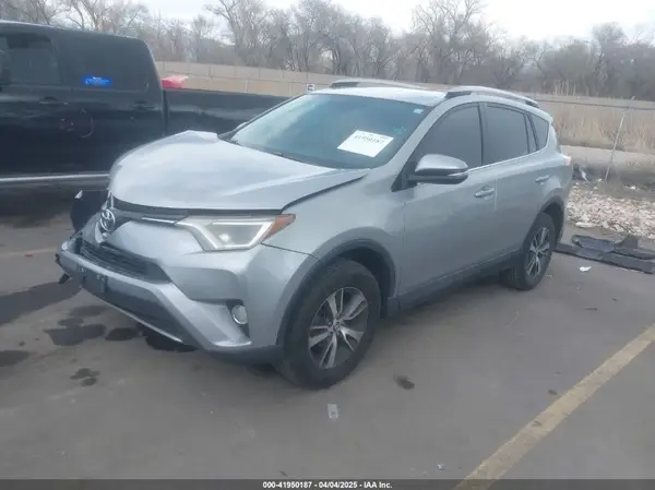 2T3WFREV7GW255543 2016 TOYOTA RAV 4 - Image 2