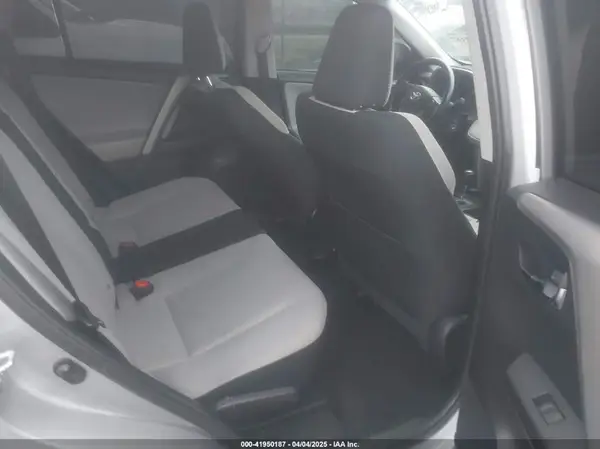 2T3WFREV7GW255543 2016 TOYOTA RAV 4 - Image 8