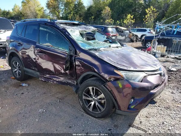 2T3WFREV7GW280698 2016 TOYOTA RAV 4 - Image 1
