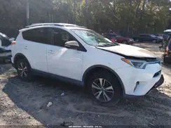 2T3WFREV7GW281267 2016 TOYOTA RAV 4