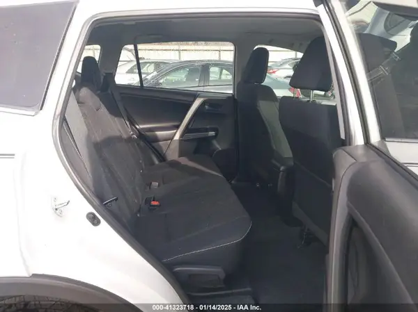 2T3WFREV7GW285738 2016 TOYOTA RAV 4 - Image 8