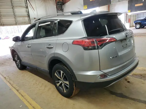 2T3WFREV7HW322238 2017 TOYOTA RAV 4 - Image 2