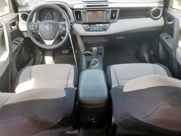 2T3WFREV7HW325463 2017 TOYOTA RAV 4 - Image 8