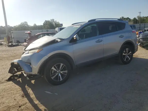 2T3WFREV7HW346572 2017 TOYOTA RAV 4 - Image 1