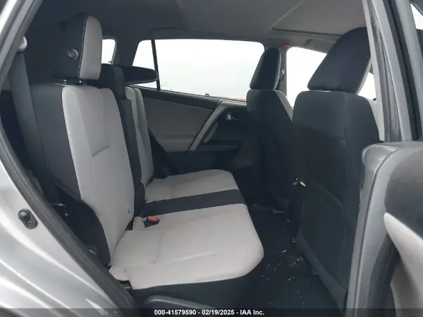 2T3WFREV7HW368488 2017 TOYOTA RAV 4 - Image 8