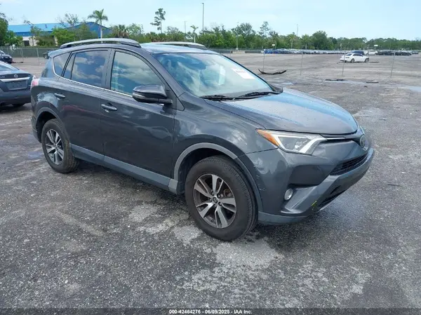2T3WFREV7HW394783 2017 TOYOTA RAV 4 - Image 1