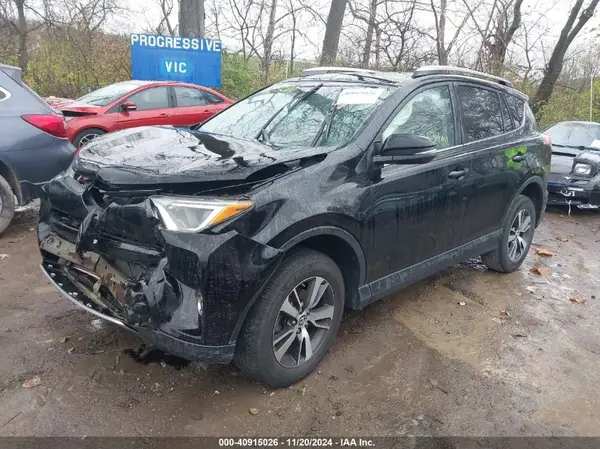 2T3WFREV7JW412415 2018 TOYOTA RAV 4 - Image 2
