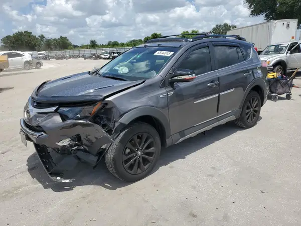 2T3WFREV7JW421387 2018 TOYOTA RAV 4 - Image 1