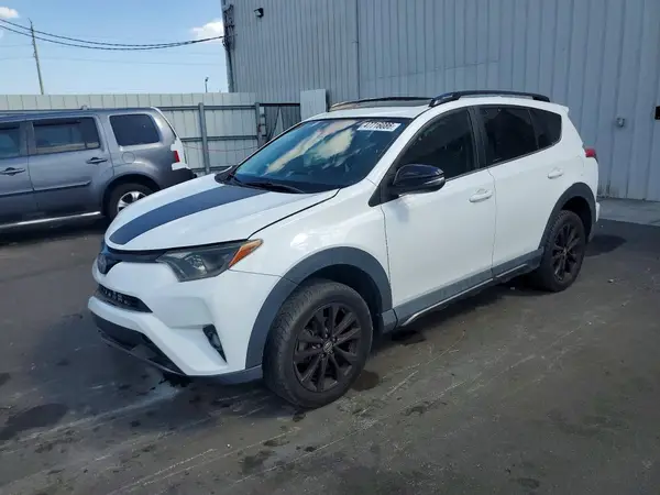 2T3WFREV7JW435466 2018 TOYOTA RAV 4 - Image 1