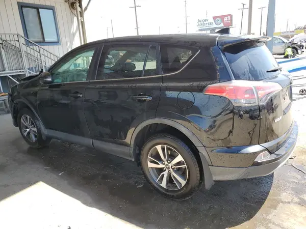 2T3WFREV7JW450307 2018 TOYOTA RAV 4 - Image 2