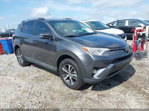 2T3WFREV7JW463218 2018 TOYOTA RAV 4 - Image 1