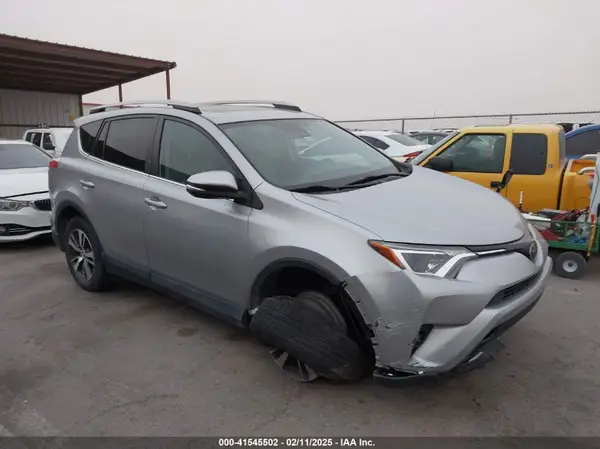 2T3WFREV7JW481136 2018 TOYOTA RAV 4 - Image 1