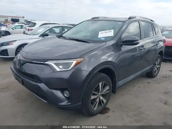 2T3WFREV7JW494551 2018 TOYOTA RAV 4 - Image 2