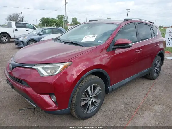 2T3WFREV7JW501241 2018 TOYOTA RAV 4 - Image 2