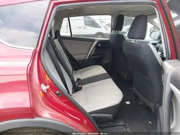 2T3WFREV7JW501241 2018 TOYOTA RAV 4 - Image 8