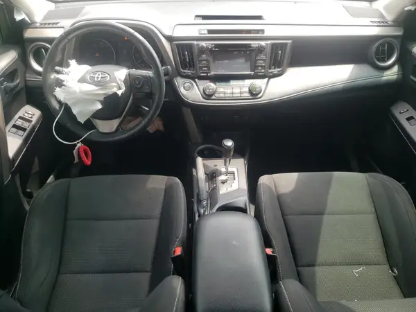 2T3WFREV7JW521988 2018 TOYOTA RAV 4 - Image 8