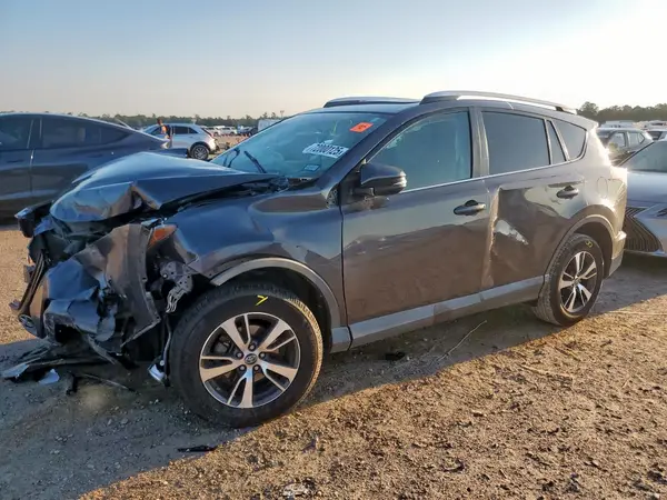 2T3WFREV8GW255826 2016 TOYOTA RAV 4 - Image 1
