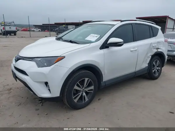 2T3WFREV8GW259777 2016 TOYOTA RAV 4 - Image 2