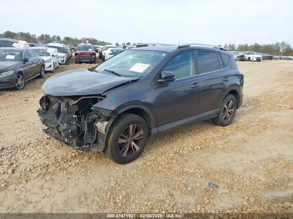 2T3WFREV8GW308220 2016 TOYOTA RAV 4 - Image 2