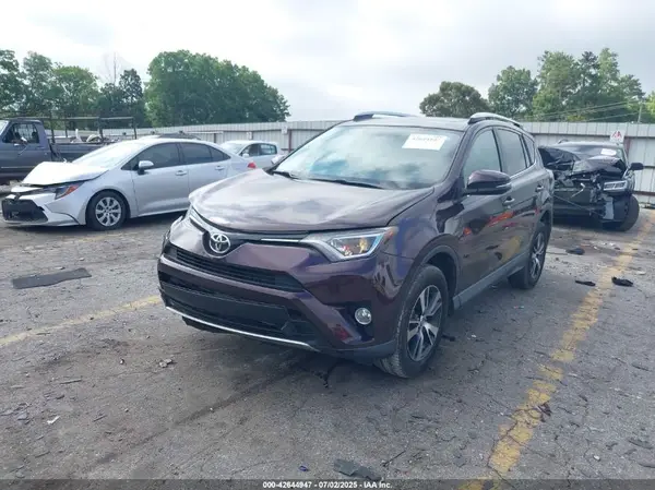 2T3WFREV8GW309321 2016 TOYOTA RAV 4 - Image 2