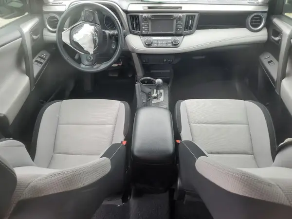 2T3WFREV8GW310811 2016 TOYOTA RAV 4 - Image 8