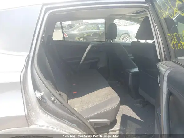 2T3WFREV8HW342451 2017 TOYOTA RAV 4 - Image 8