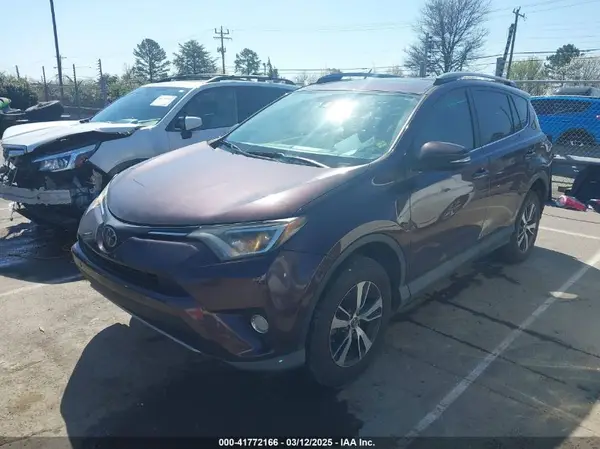 2T3WFREV8HW393948 2017 TOYOTA RAV 4 - Image 2