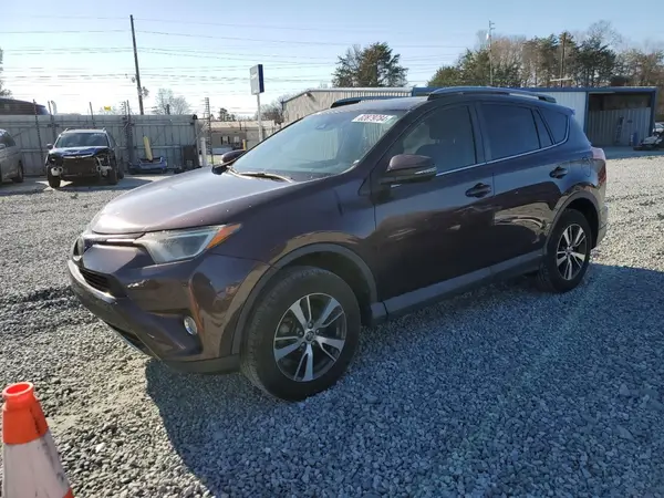 2T3WFREV8HW399300 2017 TOYOTA RAV 4 - Image 1