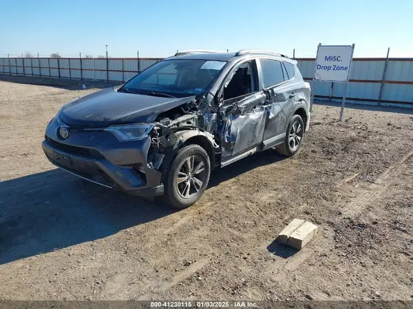 2T3WFREV8JW409815 2018 TOYOTA RAV 4 - Image 2