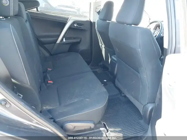 2T3WFREV8JW409815 2018 TOYOTA RAV 4 - Image 8